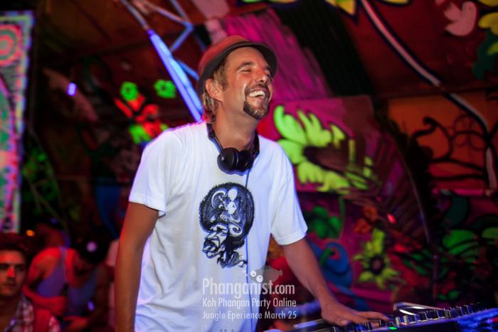 jungle-experience-party-koh-phangan-25-march-13. marco loco tech house