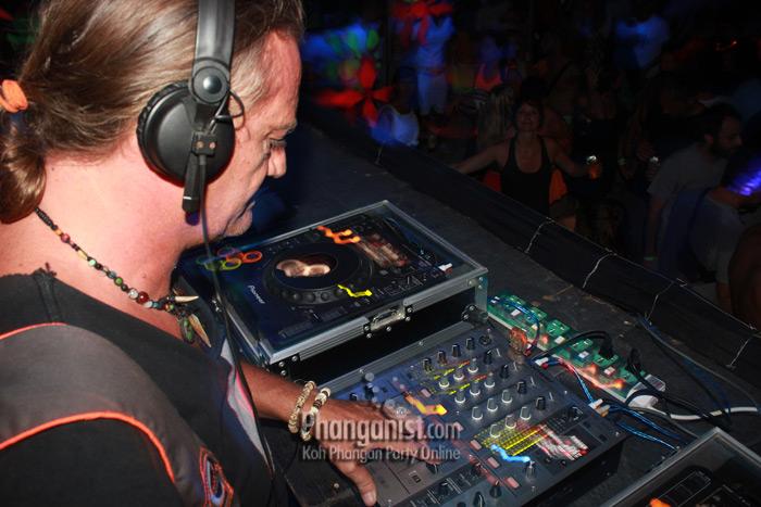 DJ Jo Moontribe at the Blackmoon Culture Party August 2012 Koh Phangan