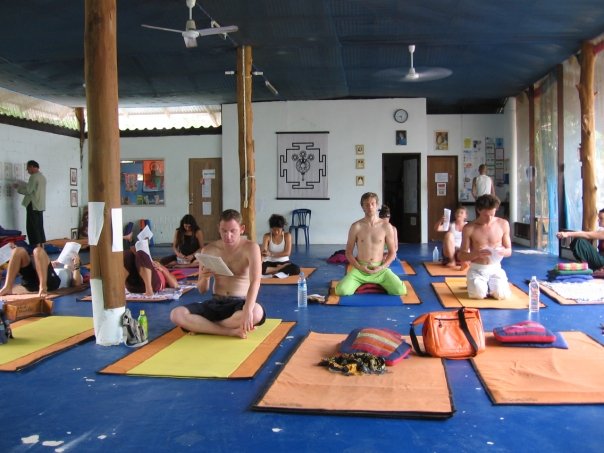 yoga phangan graham gold dj party