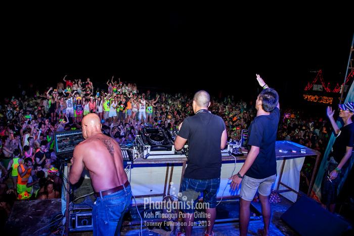 tommy-full-moon-party-koh-phangan-jan-2013 dj mackie rose